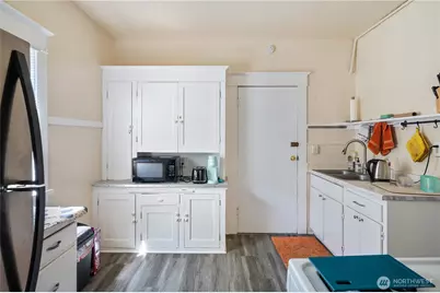 800 Harrison Street, Seattle, WA 98109 - Photo 24