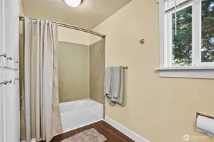 8003 NE 203rd St, Kenmore, WA 98028 - Photo 24