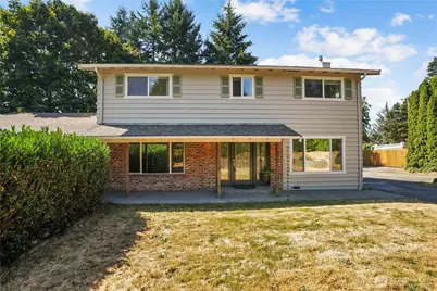 8003 NE 203rd St, Kenmore, WA 98028 - Photo 2
