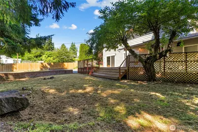 8003 NE 203rd St, Kenmore, WA 98028 - Photo 26