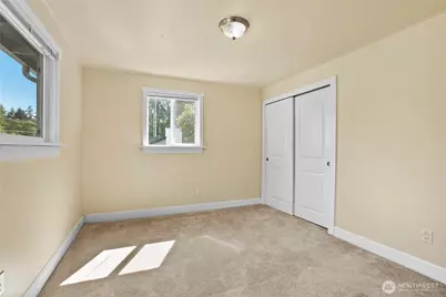 8003 NE 203rd St, Kenmore, WA 98028 - Photo 18