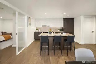 588 Bell St, Seattle, WA 98121 - Photo 2
