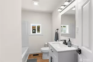 20820 W Jordan Rd, Burlington, WA 98233 - Photo 16