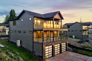 3706 W 3rd St, Anacortes, WA 98221 - Photo 6