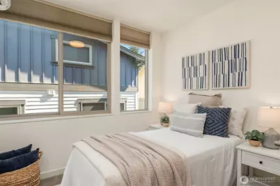 464 NE Maple Leaf Place #B, Seattle, WA 98115 - Photo 18
