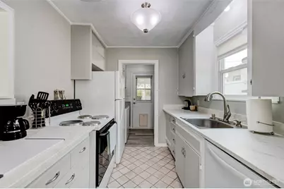 1012 Vassar Ave, Wenatchee, WA 98801 - Photo 8