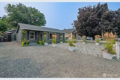 1012 Vassar Ave, Wenatchee, WA 98801 - Photo 1