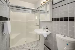 15901 23rd Ave SW, Burien, WA 98166 - Photo 18