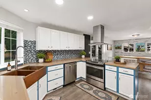 17827 Overlake Ct SE, Yelm, WA 98597 - Photo 8