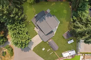 17827 Overlake Ct SE, Yelm, WA 98597 - Photo 2