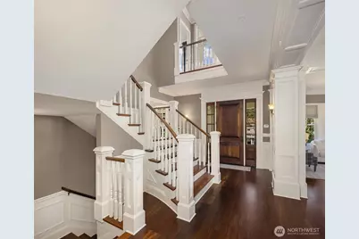 2212 77th Avenue SE, Mercer Island, WA 98040 - Photo 4
