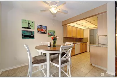 5565 E Evergreen Boulevard #3210, Vancouver, WA 98661 - Photo 6
