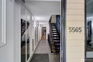 5565 E Evergreen Blvd, Vancouver, WA 98661 - Photo 2