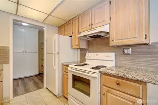 5565 E Evergreen Blvd, Vancouver, WA 98661 - Photo 10
