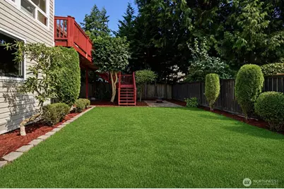242 W Lake Sammamish Parkway SE, Bellevue, WA 98008 - Photo 32