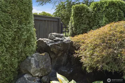 242 W Lake Sammamish Parkway SE, Bellevue, WA 98008 - Photo 34