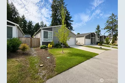 10420 SW 113th Street Ct, Lakewood, WA 98498 - Photo 2