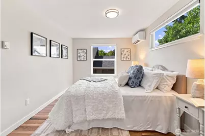 4511 Cascadia Avenue S, Seattle, WA 98118 - Photo 14