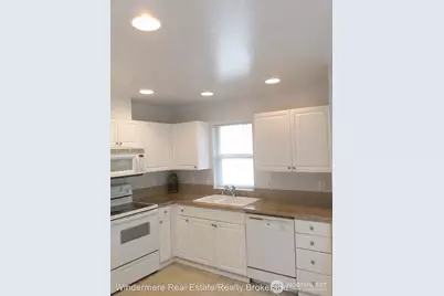 5009 Freeport Lane Lane #A, Mukilteo, WA 98275 - Photo 14