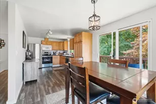 8604 W 45th, University Place, WA 98466 - Photo 4