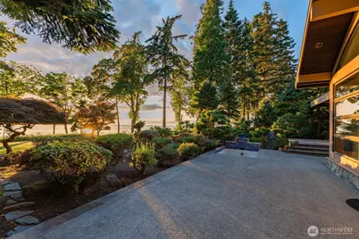 8361 Semiahmoo Drive, Blaine, WA 98230 - Photo 2