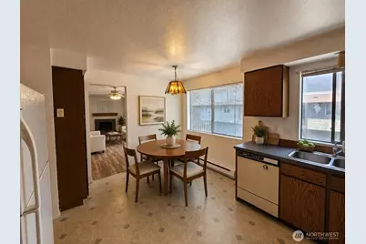 5025 81st Place SW #2, Mukilteo, WA 98275 - Photo 6