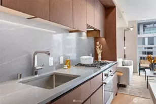 121 Stewart St, Seattle, WA 98101 - Photo 8