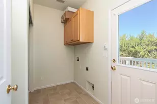 1031 W 14th St, Port Angeles, WA 98363 - Photo 38