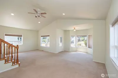 1031 W 14th Street, Port Angeles, WA 98363 - Photo 6