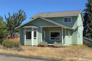 1031 W 14th St, Port Angeles, WA 98363 - Photo 1