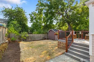 1717 N 82nd St, Seattle, WA 98103 - Photo 14