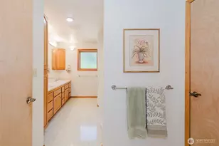 1225 NE Hoffs Dr, Poulsbo, WA 98370 - Photo 32