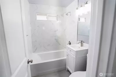 8553 S 123rd Place, Seattle, WA 98178 - Photo 6