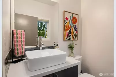 1754 Valentine Place S, Seattle, WA 98144 - Photo 4