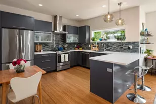 1754 Valentine Pl S, Seattle, WA 98144 - Photo 8