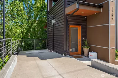 1754 Valentine Place S, Seattle, WA 98144 - Photo 24
