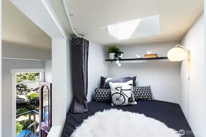 3835 Fremont Avenue N #3, Seattle, WA 98103 - Photo 8