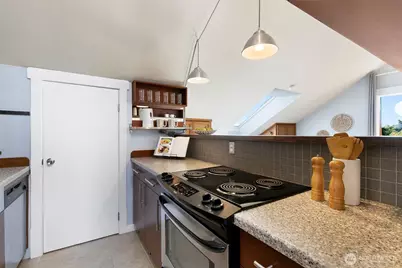 3835 Fremont Avenue N #3, Seattle, WA 98103 - Photo 16