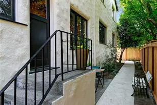 2205 Bigelow Ave N, Seattle, WA 98109 - Photo 10