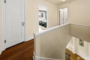 2205 Bigelow Ave N, Seattle, WA 98109 - Photo 16