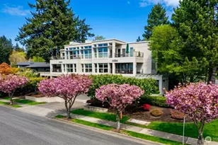 101 99th Ave NE, Bellevue, WA 98004 - Photo 2