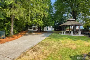 17664 SE 303rd St, Kent, WA 98042 - Photo 2