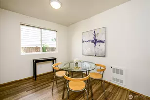 1318 N 184th Ct, Shoreline, WA 98177 - Photo 8