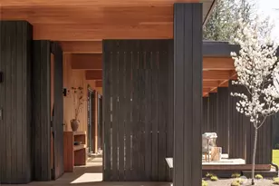 10147 NE Roberts Rd, Bainbridge Island, WA 98110 - Photo 14