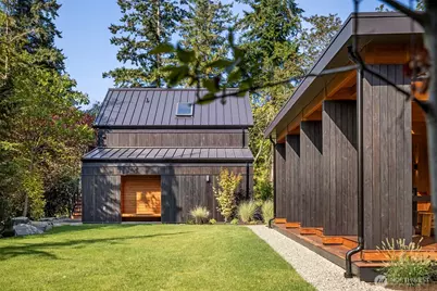 10147 NE Roberts Road, Bainbridge Island, WA 98110 - Photo 34