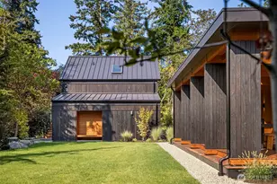 10147 NE Roberts Rd, Bainbridge Island, WA 98110 - Photo 34