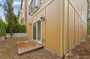 12722 35th Ave House D NE, Seattle, WA 98125 - Photo 40