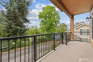 12722 35th Ave House D NE, Seattle, WA 98125 - Photo 38