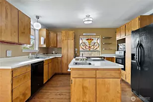 4215 51st Ave S, Seattle, WA 98118 - Photo 6