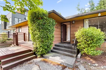 4215 51st Avenue S, Seattle, WA 98118 - Photo 2